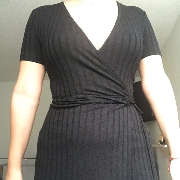 Zara | Black Wrap Dress - Picture 2 of 2